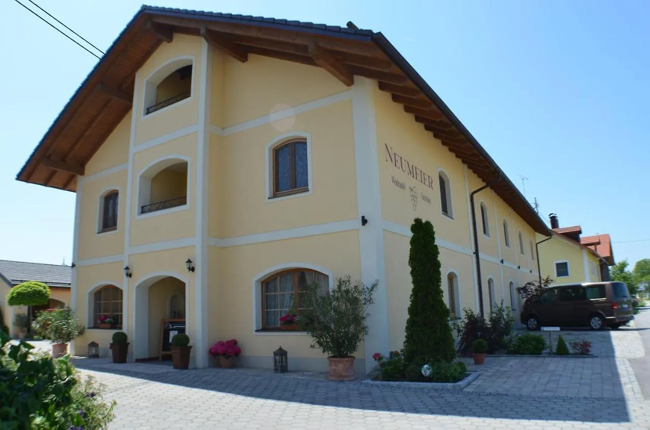 Gastehaus Neumeier Hotel Hohenlinden