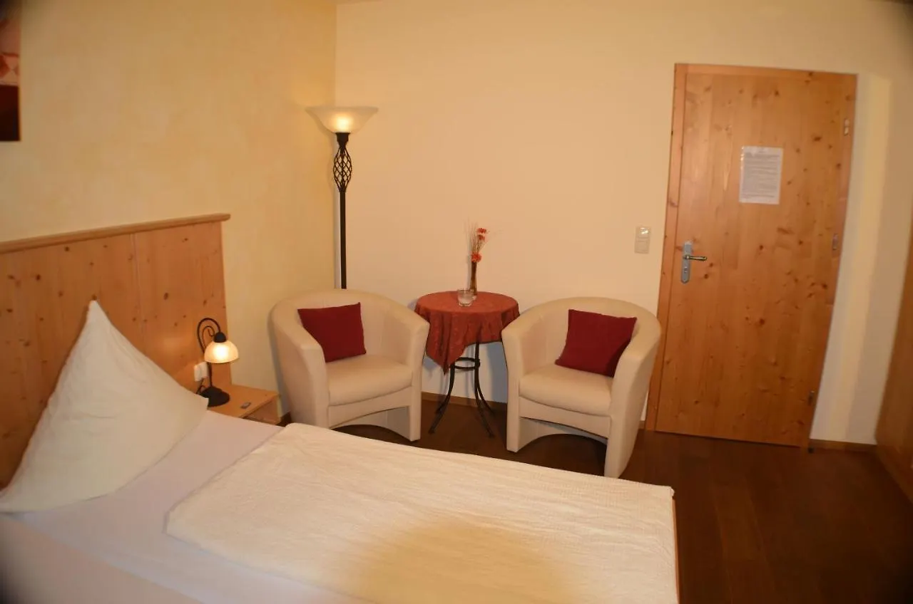Gastehaus Neumeier Hotel Hohenlinden Guest house